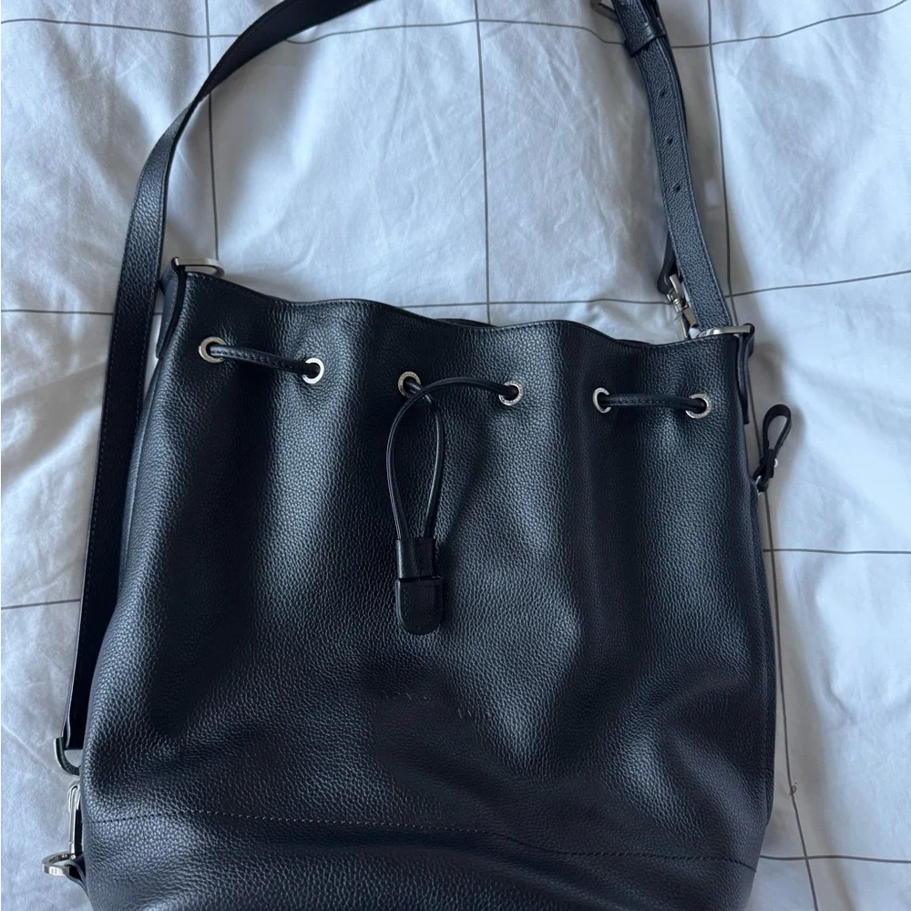 Longchamp Black Bucket Bag with Logo Lining - Picture 5 of 12